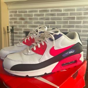Air Max 90 Essential ‘Raptor’